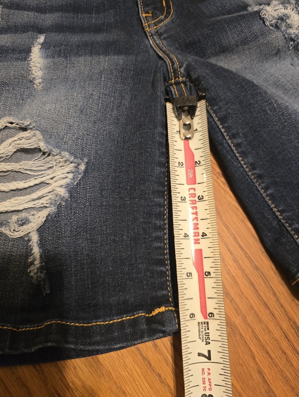 Kancan Women’s Shorts Sz 26 Dark Wash Distressed Destroyed Holes Denim Jean - Picture 13 of 14